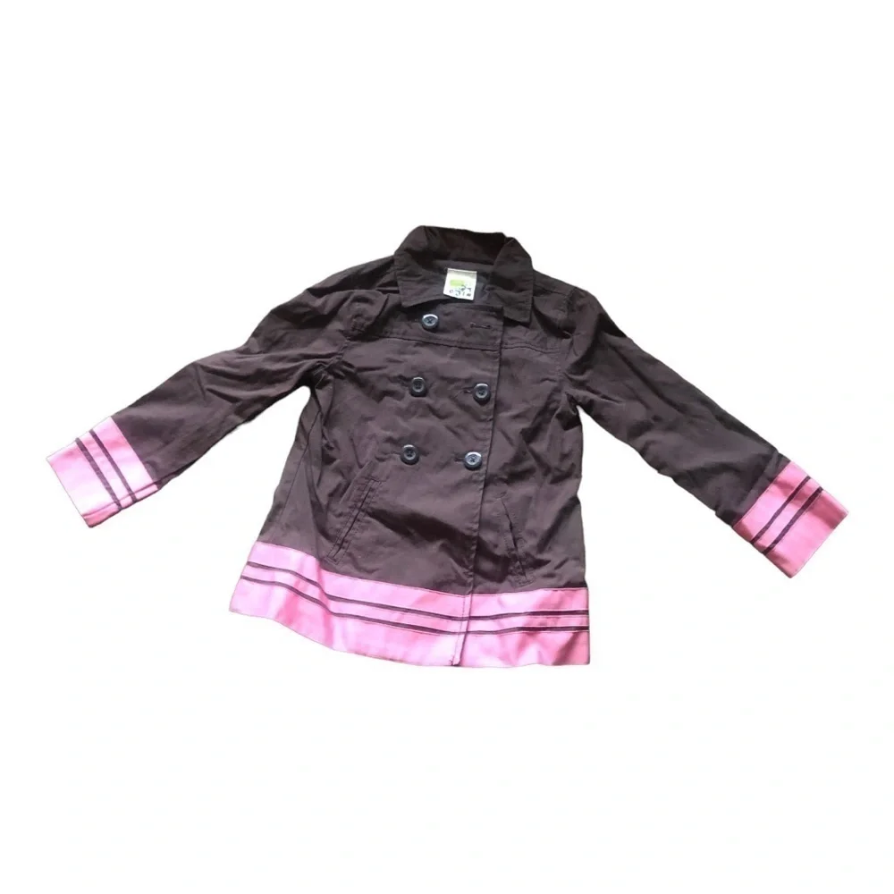 Little Girl light cost Size 5-6 brown& Pink in Excellent Used Condition